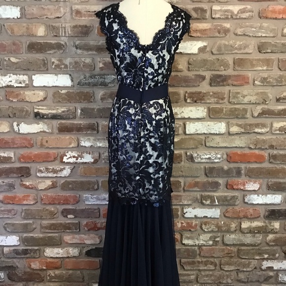 Tadashi Shoji Navy and White Lace Maxi Dress - Picture 4 of 10